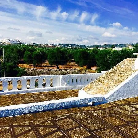 Casale Cappuccio بيت للعطل أوستوني