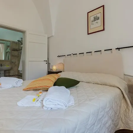 Casale Cappuccio بيت للعطل