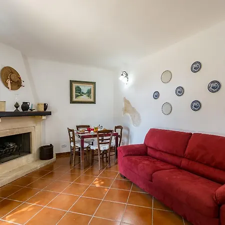 بيت للعطل Casale Cappuccio أوستوني